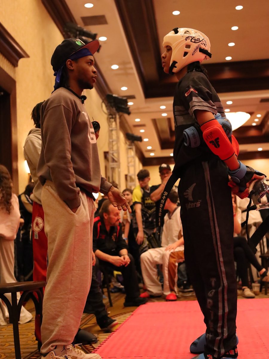 Sensei Tyreeke Saint coaching a student ringside